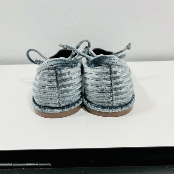 Coconuts by Matisse Gerry Ballet Flats Textured Velvet Stone Women's Size 8 - Picture 3 of 8